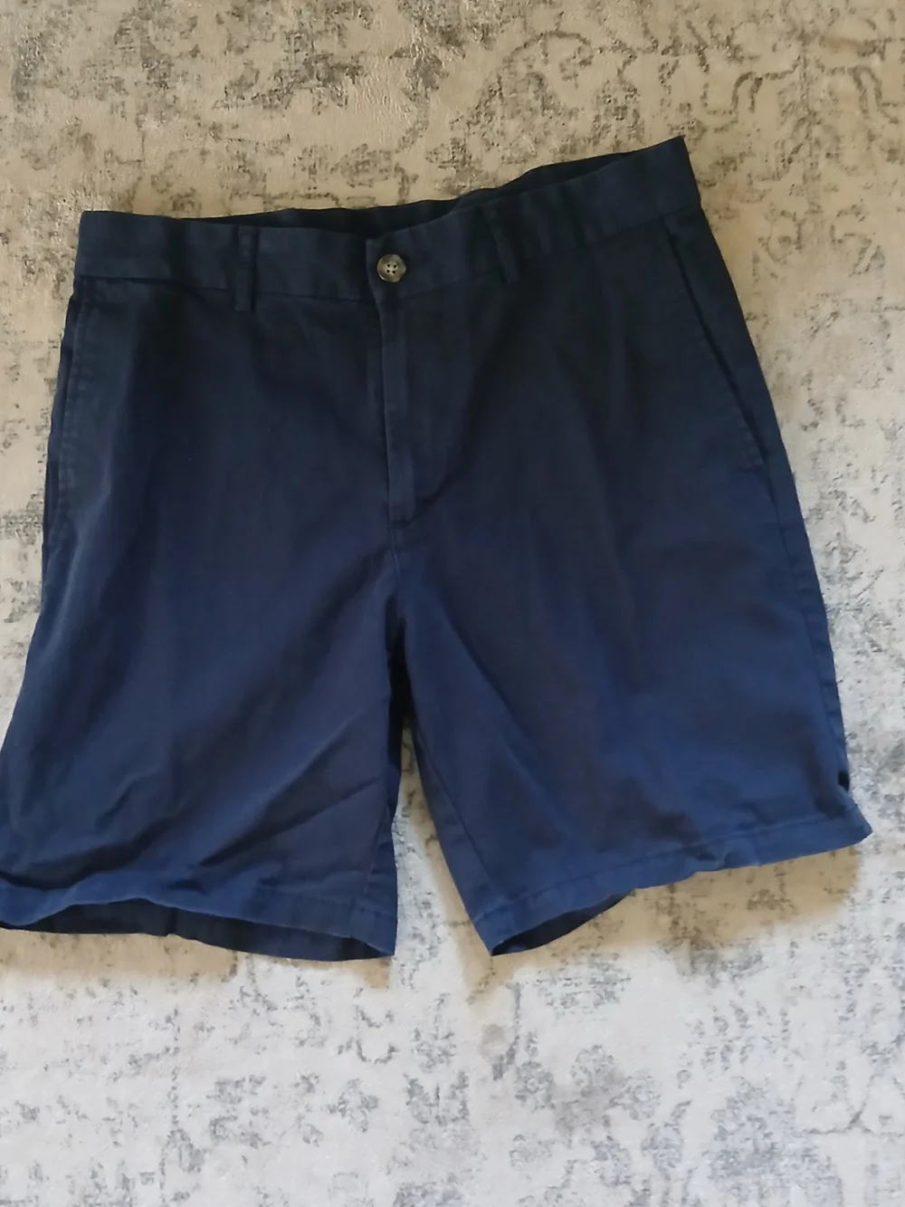 Old Navy Slim Built-In Flex Chino Shorts - Size 32